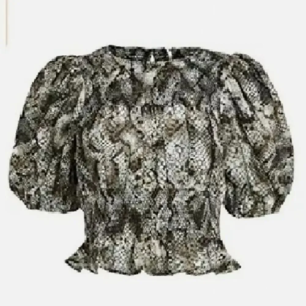 Free People Women's Cotton XOXO Snake Printed Smocked Crop Top Black Size Large